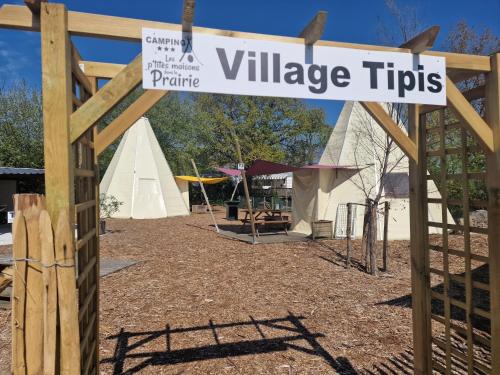 Tipi Les P'tites Maisons dans la Prairie - Camping - Sallertaine
