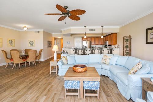 Paradise Shores 303 by Pristine Properties Vacation Rentals image