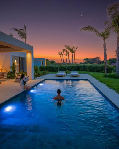 Two Bedroom Villa with TESLA i