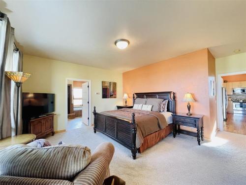 Lazy M Villa - image 9