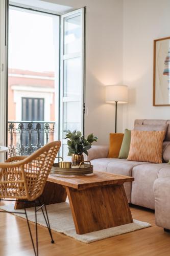 Hostly Rivero 2A Center loft-Fibre-communal terrace-Parking Optional-CLess, Sevilla (Foto 6)