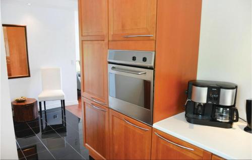 Kitchen, Pet Friendly Home In Sunne in Edsbjorke