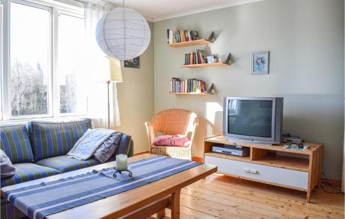 2 Bedroom Nice Apartment In Holmsjö (2 Bedroom Nice Apartment In Holmsjo) in Holmsjo
