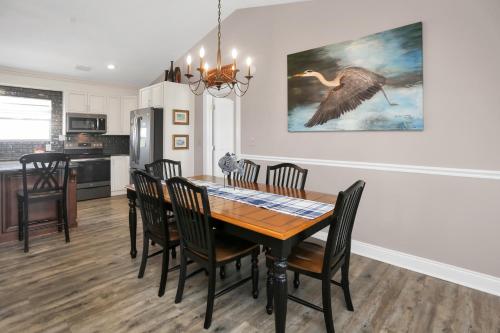 Gulf Breeze by Pristine Properties - image 11