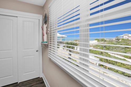 Gulf Breeze by Pristine Properties - image 14