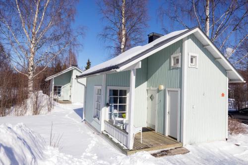 Nallikari Holiday Village Cottages