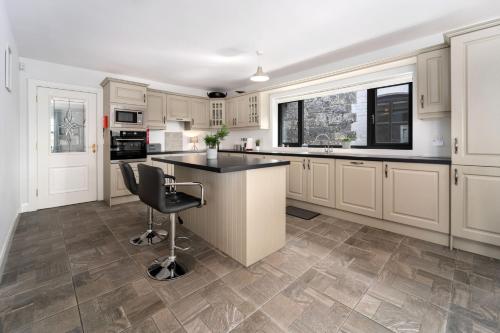 Kitchen, Cottage 345 - Oughterard in Oughterard