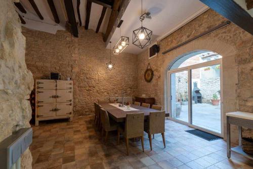 Létesítmények, Casa de ensueño en Almatret (Casa de ensueno en Almatret) in Riba Roja D'Ebre