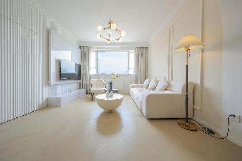 Warm Four Bedroom Apartment with Huangpu River View, Šanghaj (fotografie 10)