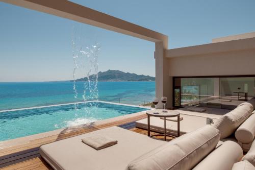 Nerea Deluxe Seafront Villa, Iconic Infinity Pool, By Thinkvilla - Zante