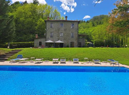 Villa Casa di Pietra en el norte de Lucca, Toscana
