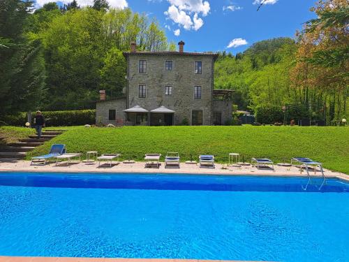 Villa Casa di Pietra en el norte de Lucca, Toscana