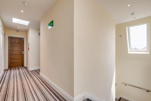 London Star Hotel - image 7