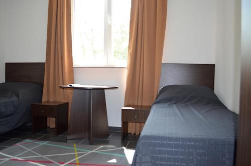 Zwei Raben Pension 4