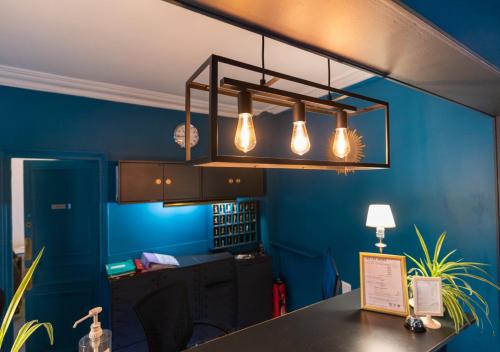 Lobby, Nouvel hotel near Dhalgren Gallery