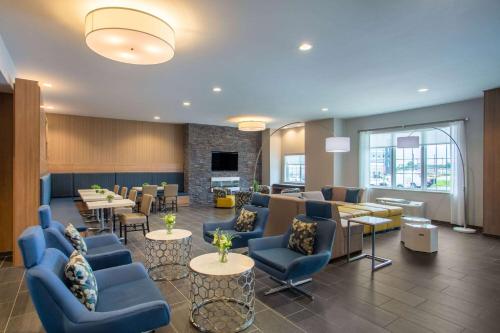 Microtel Inn & Suites by Wyndham Liberty NE Kansas City Area