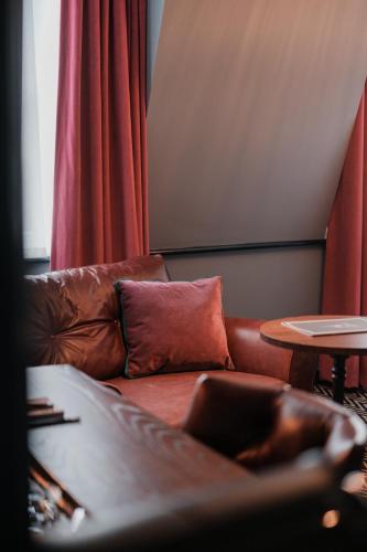 The Sanctuary House Hotel - image 11