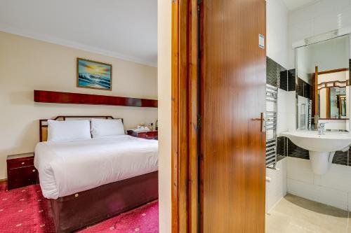 London Star Hotel - image 5