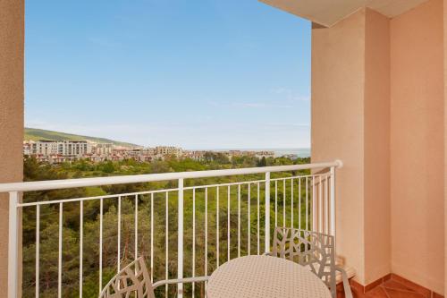 Double Deluxe Room Park View  image 3