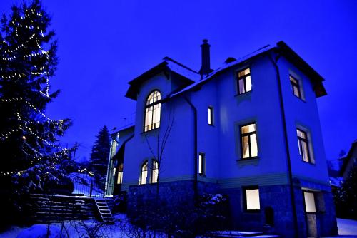 Vila Stecker - Zámeček pod Špičákem