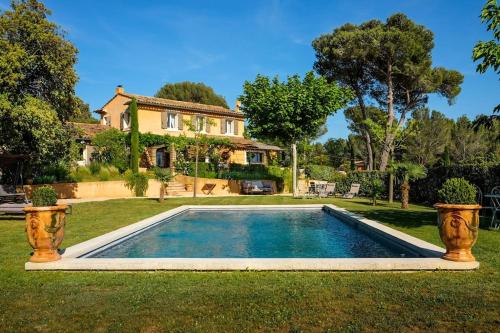 Maison provençale au pied du Luberon avec vue dégagée - Location, gîte - Puget