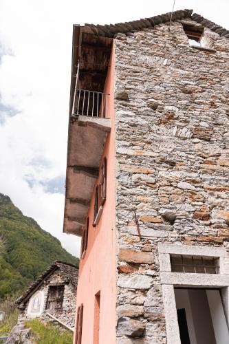 Viesnīcas āriene, Verzasca Lodge Carlotta in Frasko