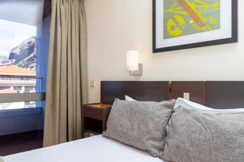 Flag Hotel Madeira - Ribeira Brava - Photo 1