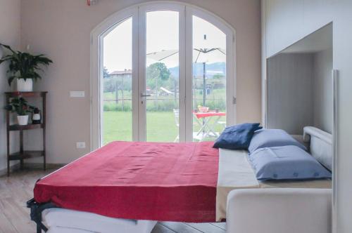 Modern Home with Private Parking near the Station! in Lucca