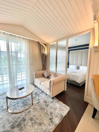 Grand Florida Beachfront Resort Jomtien Pattaya - Pattaya