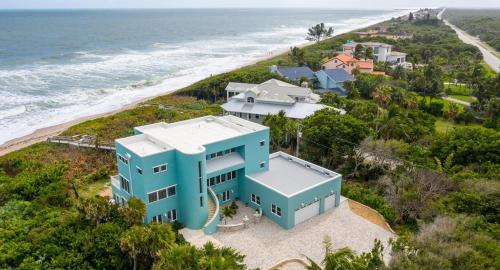 Melbourne Beach Oceanfront Villa with Pool