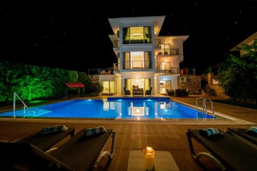 5 BDR Sleeps 12 in Oludeniz, Villa Fortuna - Accommodation - Oludeniz