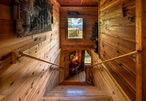 Heaven Sent - Spacious Family Cabin on Lake Nantahala