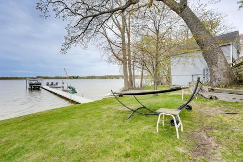 Delton Vacation Rental with On-Site Lake Access!