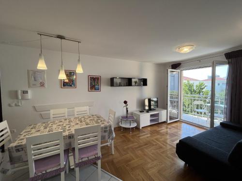 Apartments Diana - image 4