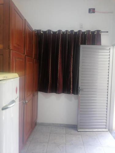 quarto para Rapaz, centro, Sinop MT