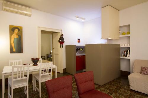  Tre Vie apARTment con terrazzo giardino pensile in Catania