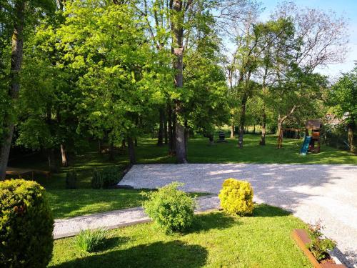 La Rose des Vents – Saint-Germain-sur-Morin, TX