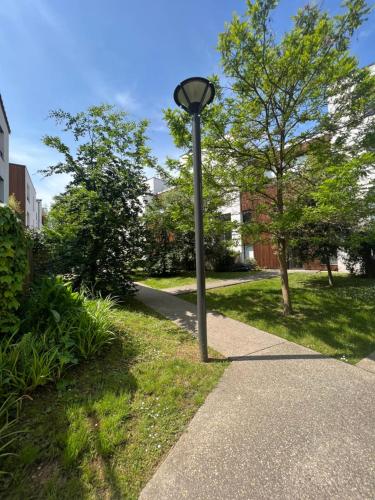 Charment Appartement T3 Palaiseau Camille Claudel - Location saisonnière - Palaiseau