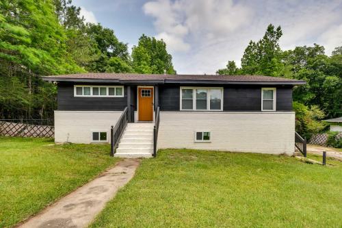 Delightful Tuskegee Home - Great for Families! in Tuskegee, USA