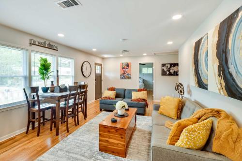 Delightful Tuskegee Home - Great for Families! in Tuskegee, USA