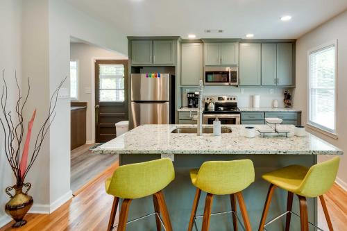 Delightful Tuskegee Home - Great for Families! in Tuskegee, USA