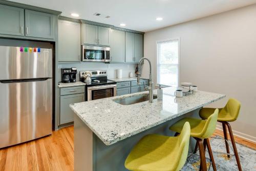 Delightful Tuskegee Home - Great for Families! in Tuskegee, USA
