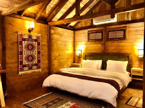 Double Room with Garden View image 4