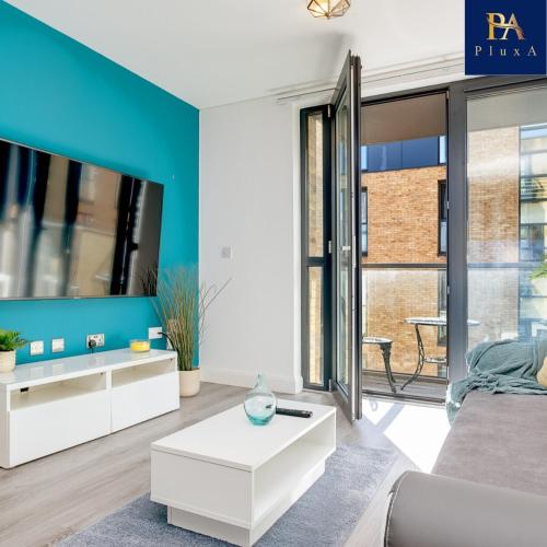 Pluxa Vivid Veranda Beautiful City Centre Apartment with free parking, Бирмингем (фото 5)