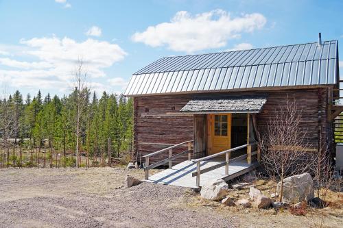 Mittjas Vallen Timber Lodge & Cabins