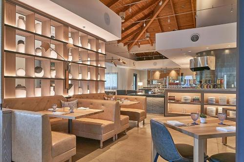 Restaurant, The Lodge at Sonoma Resort, Autograph Collection in Sonoma (CA)