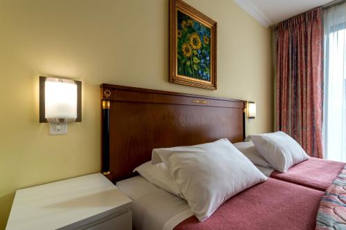 Hotel Churchill - image 7