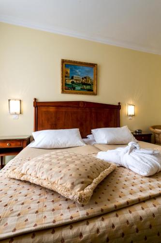 Hotel Churchill - image 11