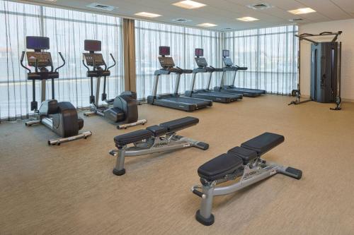 SpringHill Suites by Marriott Medford Airport - image 14
