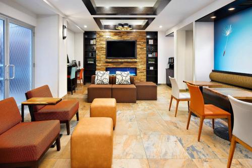 . Fairfield Inn & Suites by Marriott New York Manhattan/Chelsea